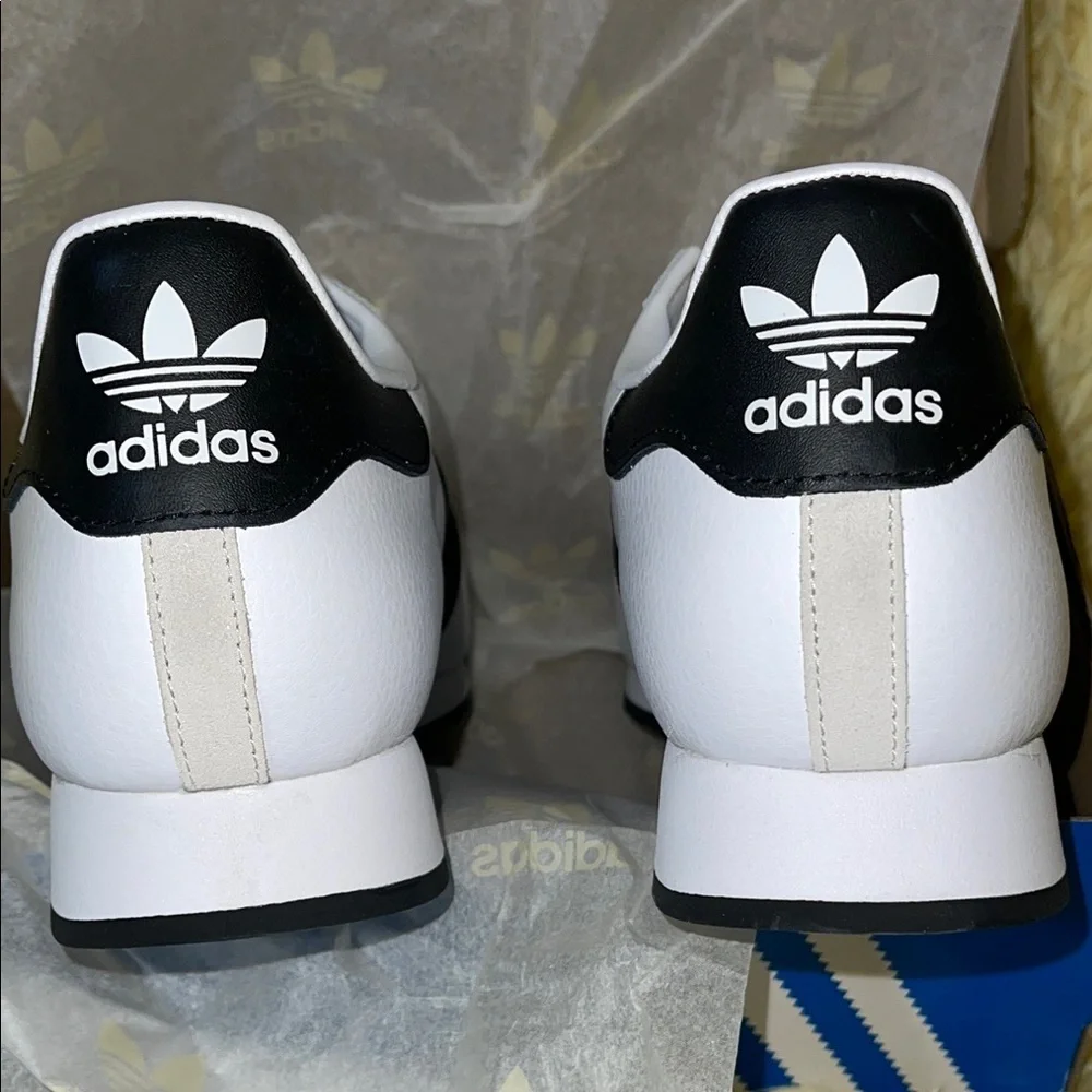 Adidas Original’s Samoa Men’s White and Black Sneakers Size 12 NWT